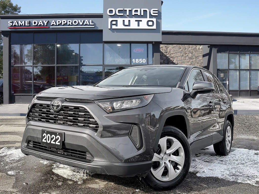 2022 Toyota RAV4 LE FWD