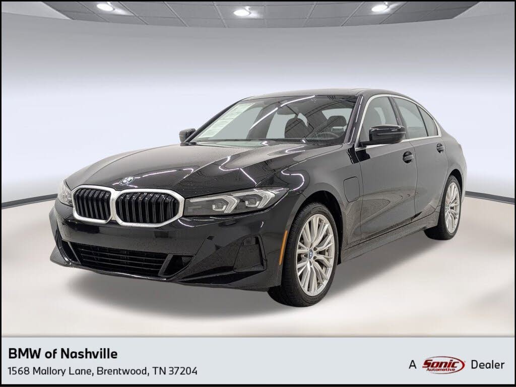 2024 BMW 3 Series 330e Hybrid Plug-in xDrive AWD