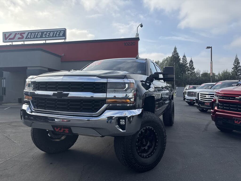 2018 Chevrolet Silverado 1500 LT Crew Cab RWD