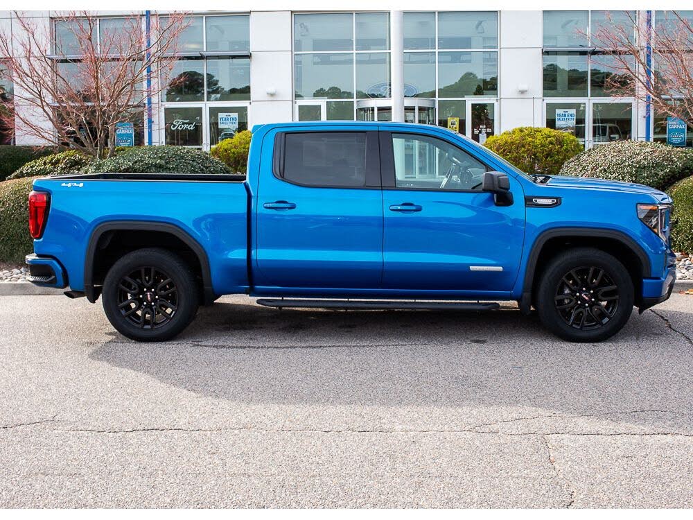 2022 GMC Sierra 1500 Elevation Crew Cab 4WD
