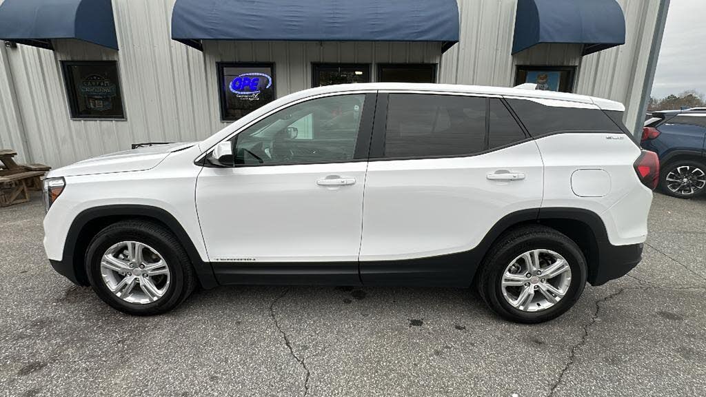 2024 GMC Terrain SLE FWD