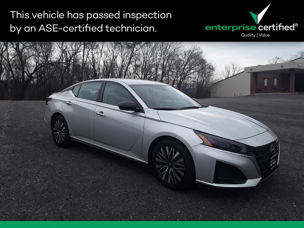 2024 Nissan Altima 2.5 SV FWD