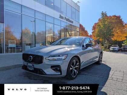 2024 Volvo S60 B5 Core Dark Theme AWD