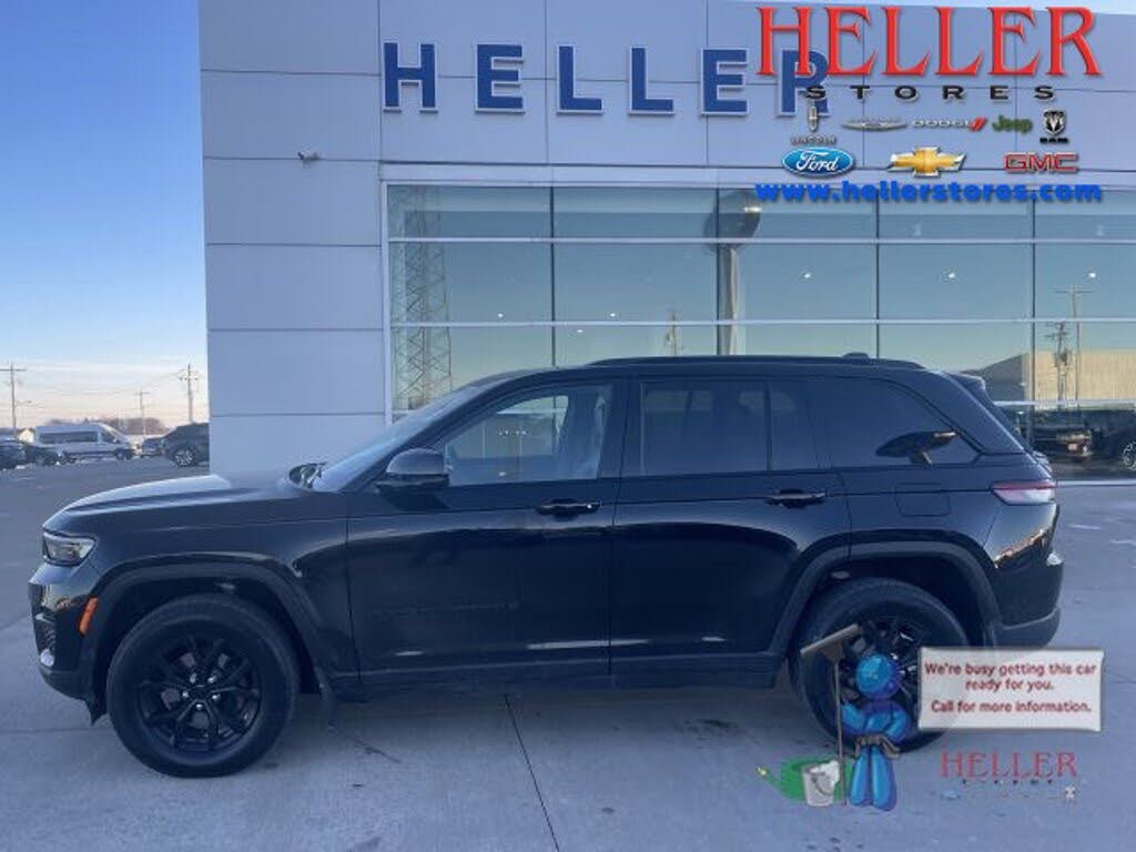 2025 Jeep Grand Cherokee Altitude X 4WD