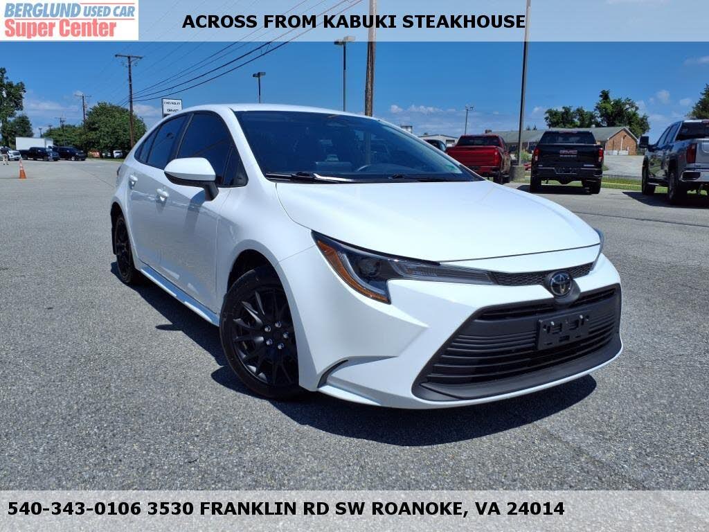 2025 Toyota Corolla LE FWD