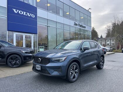 2026 Volvo XC40 B5 Core AWD