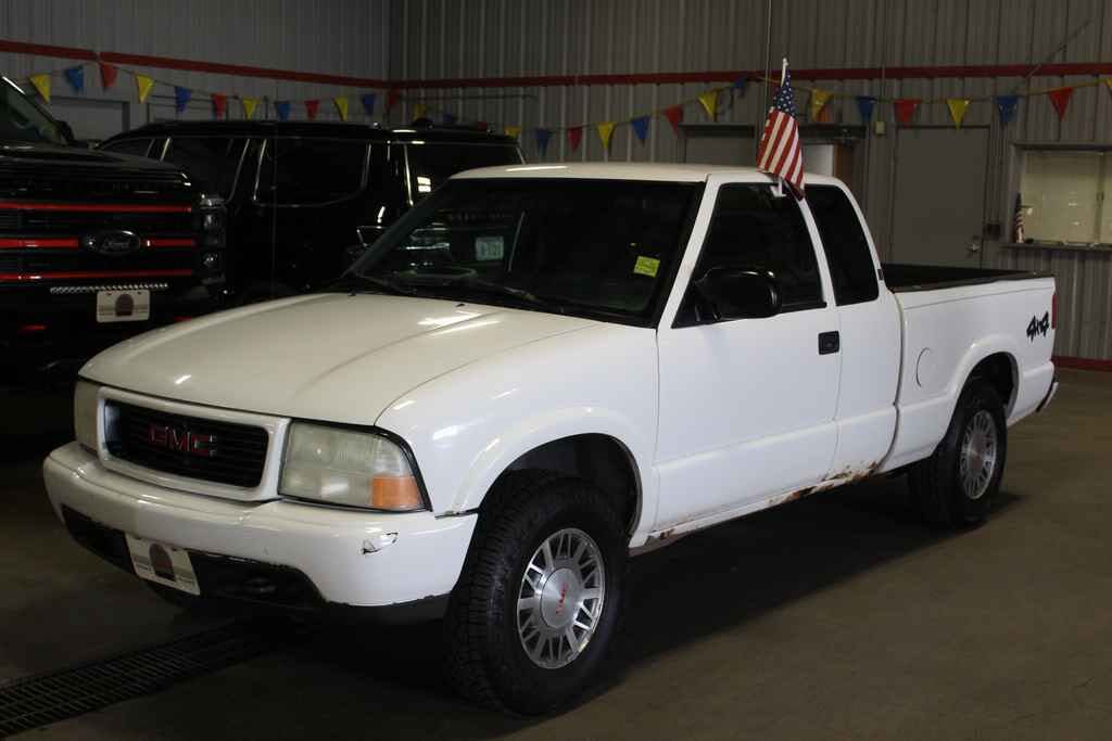 2001 GMC Sonoma SLS Extended Cab Short Bed 4WD