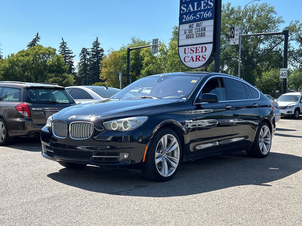 BMW 5 Series Gran Turismo 550i xDrive AWD 2013