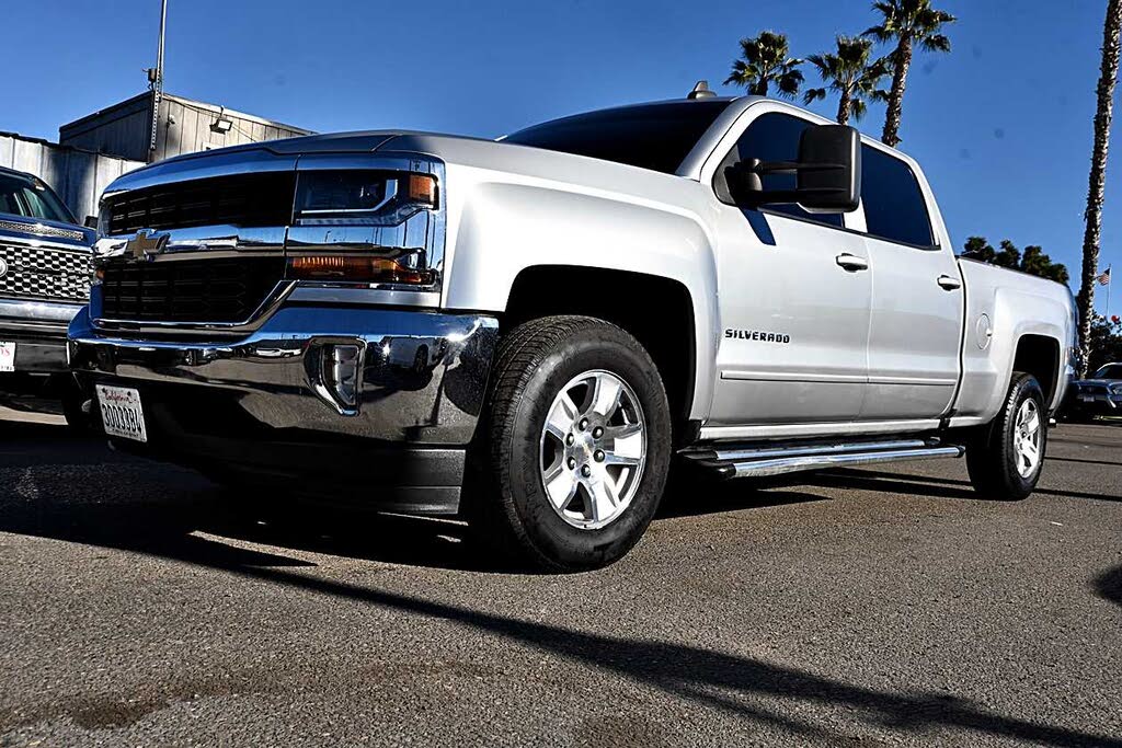 2017 Chevrolet Silverado 1500 LT Crew Cab RWD
