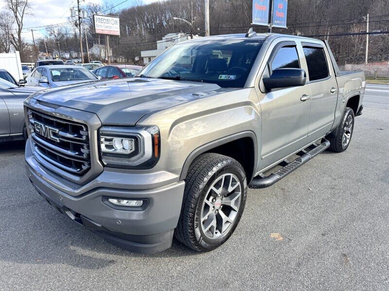 2017 GMC Sierra 1500 SLT Crew Cab 4WD