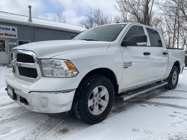 RAM 1500 Classic SLT Crew Cab 4WD 2022