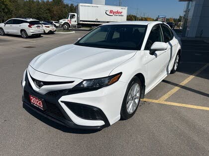 Toyota Camry SE FWD 2023