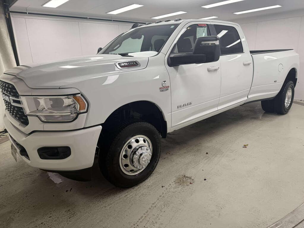 2024 RAM 3500 Big Horn Crew Cab LB DRW 4WD