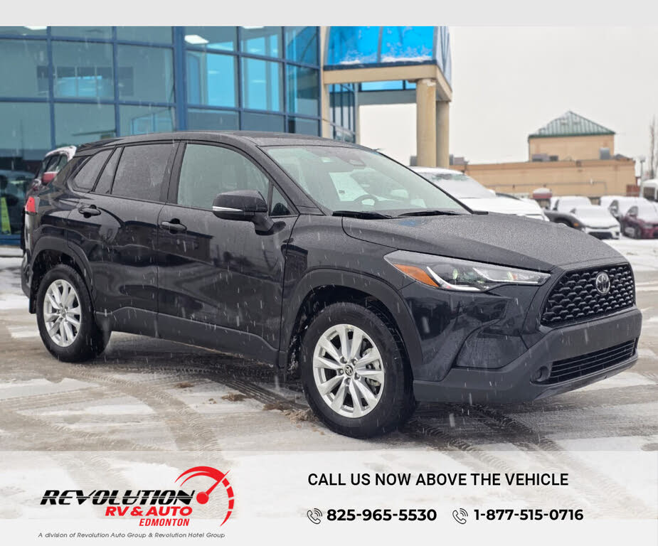 2025 Toyota Corolla Cross LE AWD