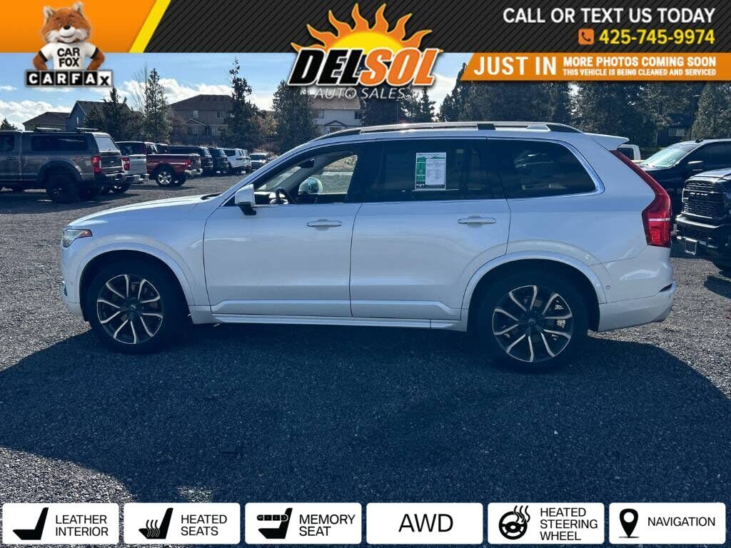 2016 Volvo XC90 T6 Momentum AWD