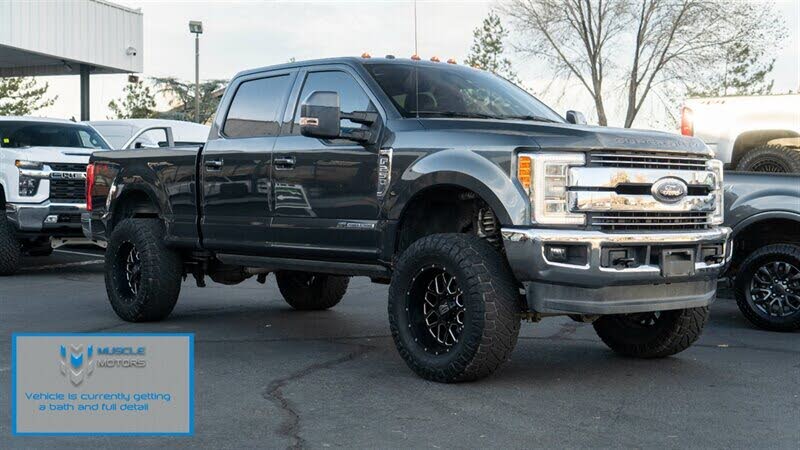 2018 Ford F-250 Super Duty Lariat Crew Cab 4WD