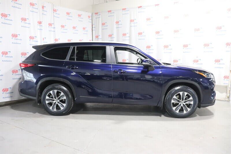 2023 Toyota Highlander XLE AWD