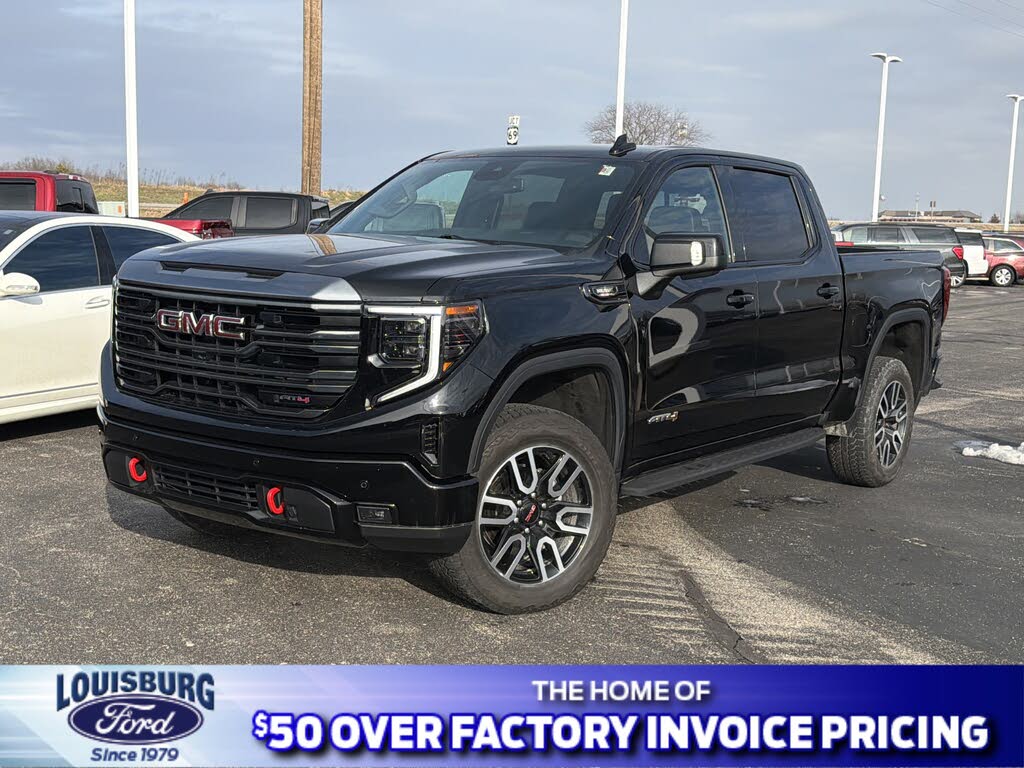 2024 GMC Sierra 1500 AT4 Crew Cab 4WD