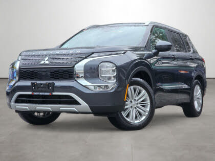 Mitsubishi Outlander LE S-AWC 2024