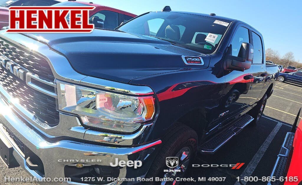 2024 RAM 2500 Big Horn Crew Cab 4WD