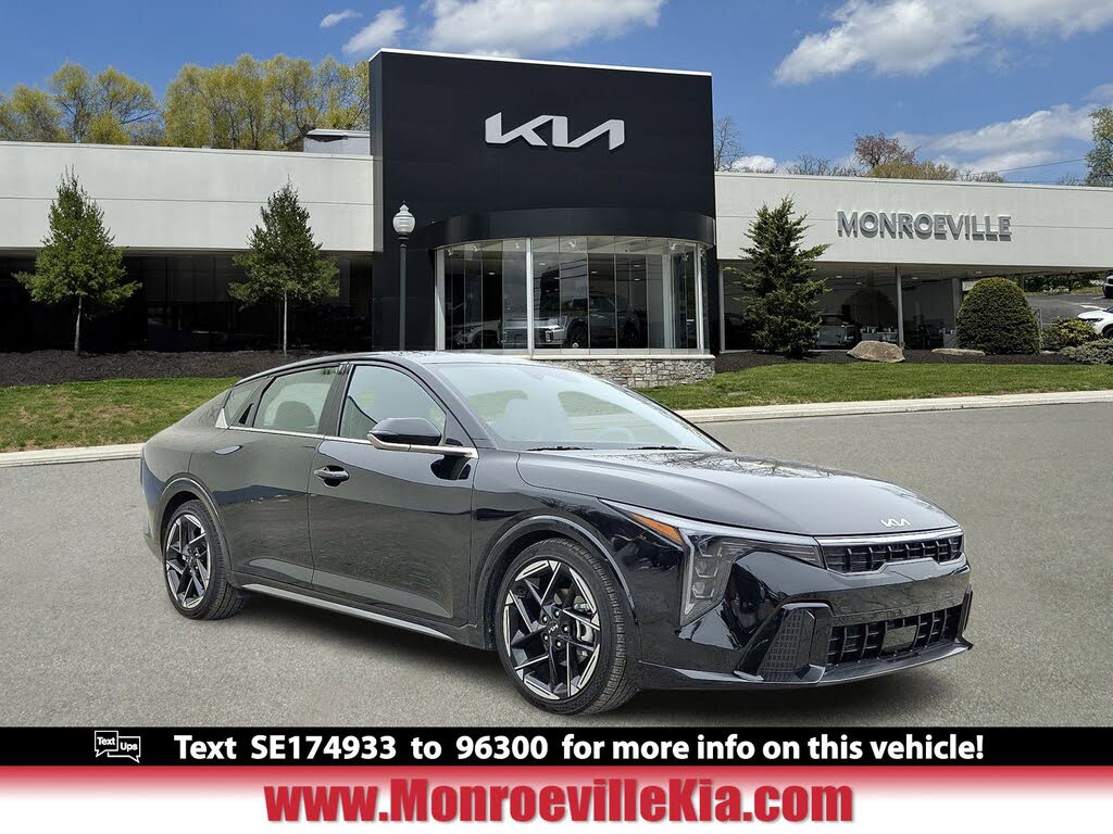 2025 Kia K4 GT-Line FWD