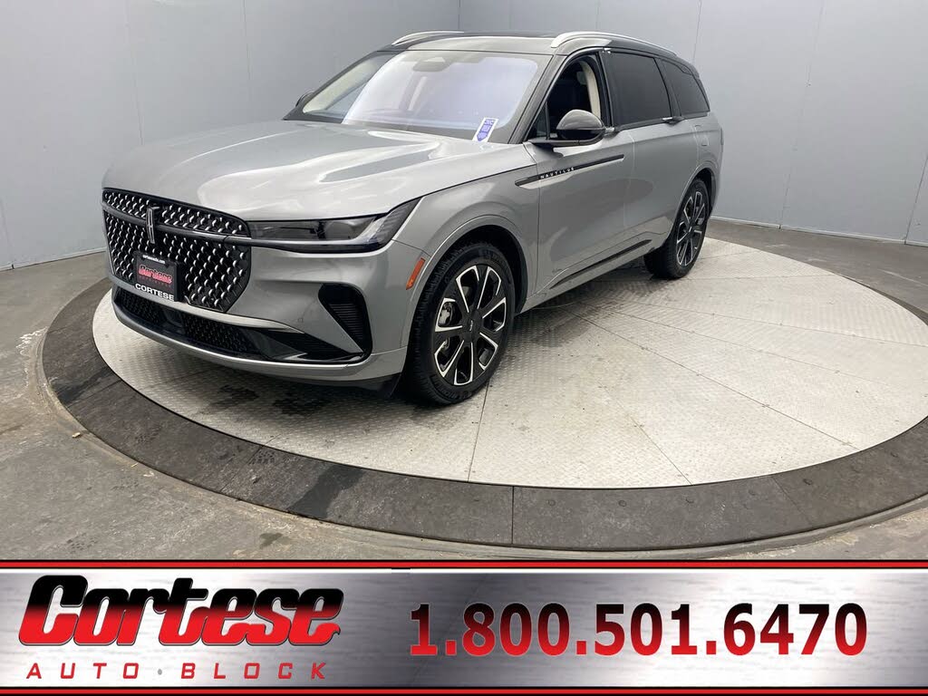 2025 Lincoln Nautilus Reserve AWD