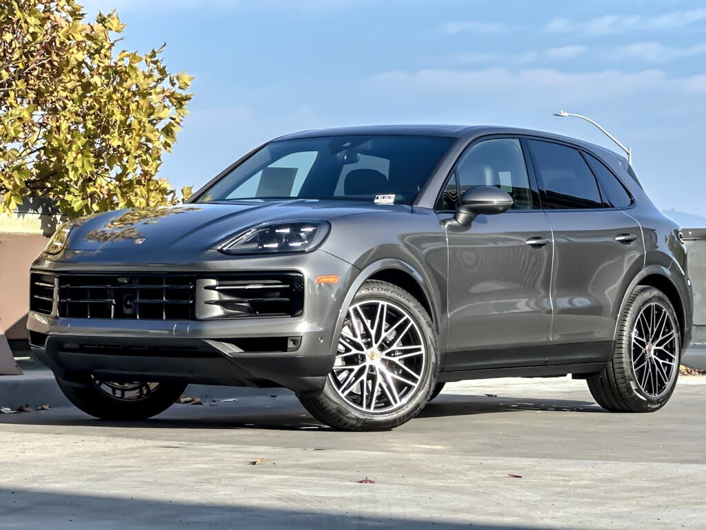 2026 Porsche Cayenne AWD
