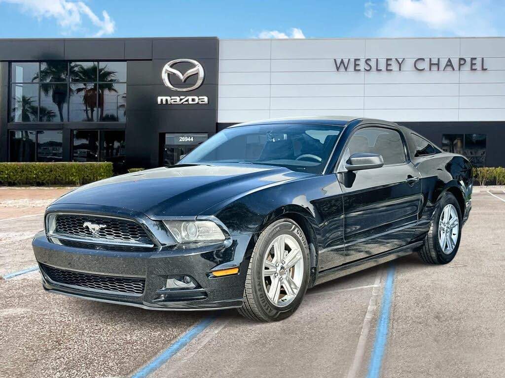 2014 Ford Mustang V6 Coupe RWD