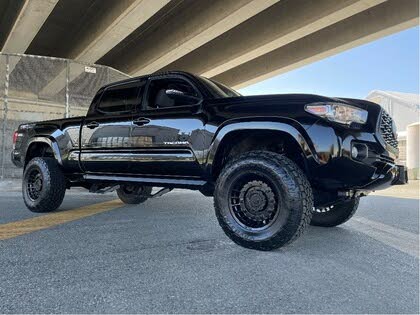2017 Toyota Tacoma TRD Sport V6 Double Cab LB 4WD