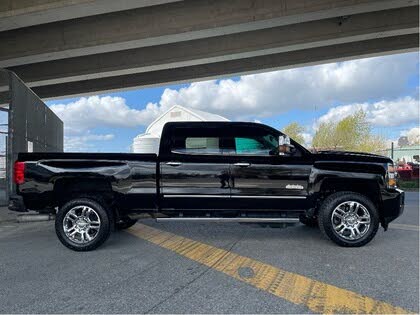 2019 Chevrolet Silverado 2500HD High Country Crew Cab 4WD