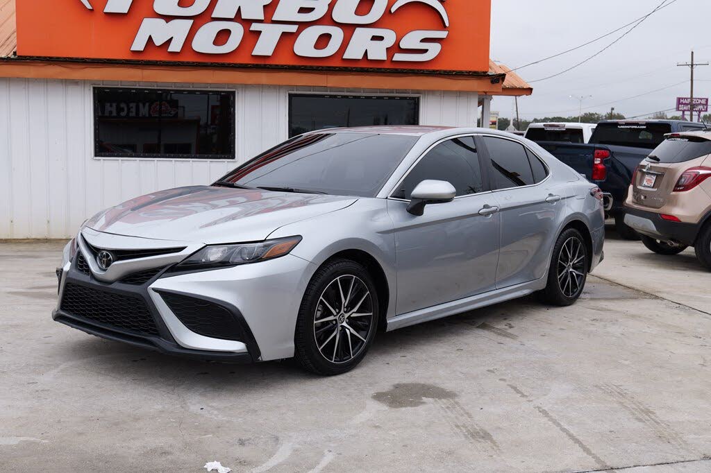 2023 Toyota Camry SE FWD