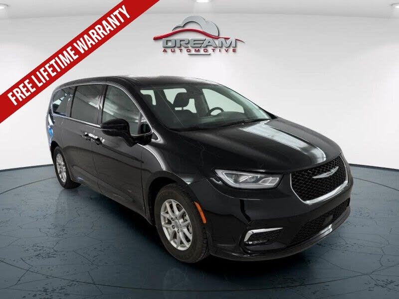 2024 Chrysler Pacifica Touring L FWD