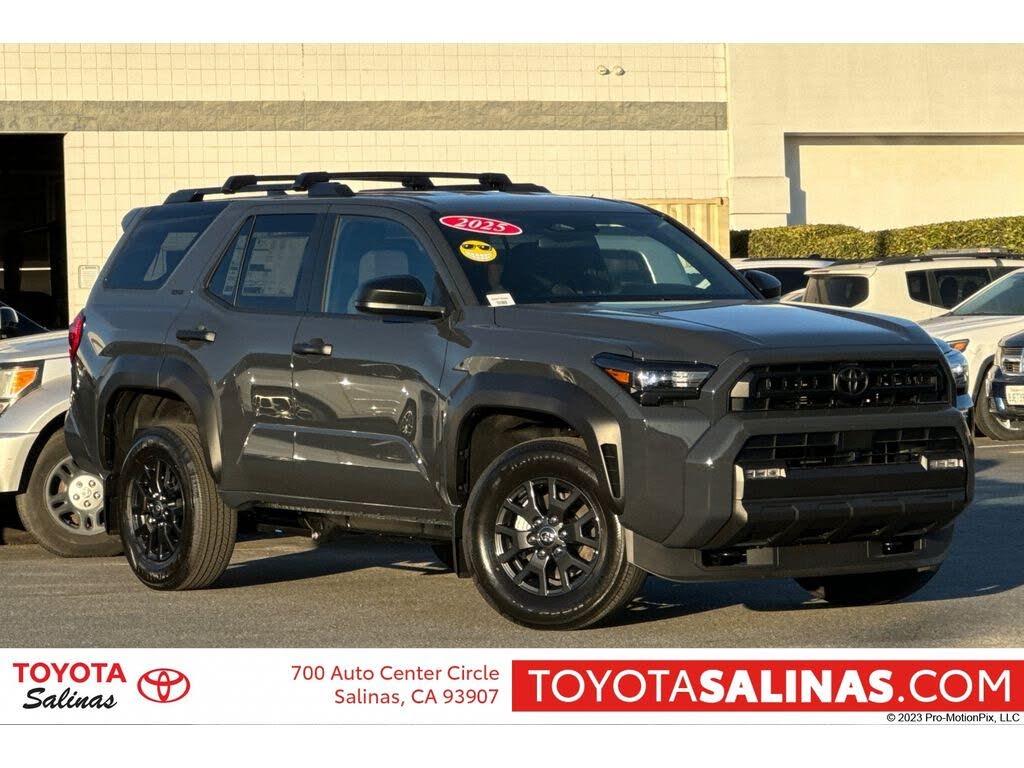 2025 Toyota 4Runner SR5 4WD