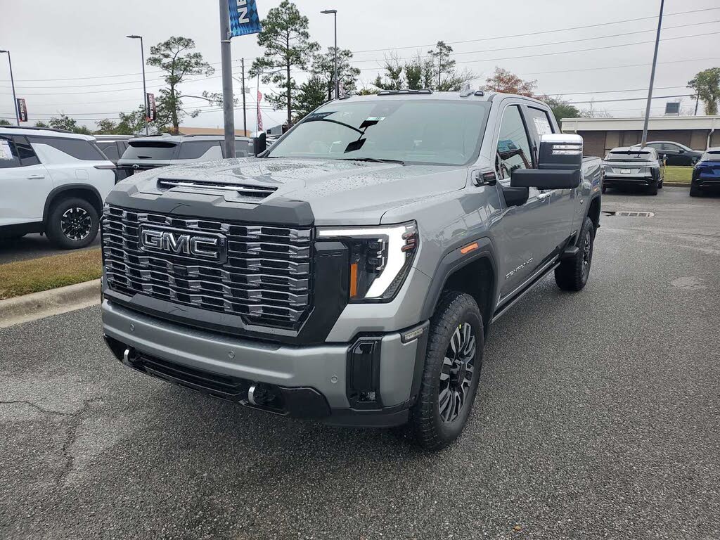 2026 GMC Sierra 3500HD Denali Ultimate Crew Cab 4WD