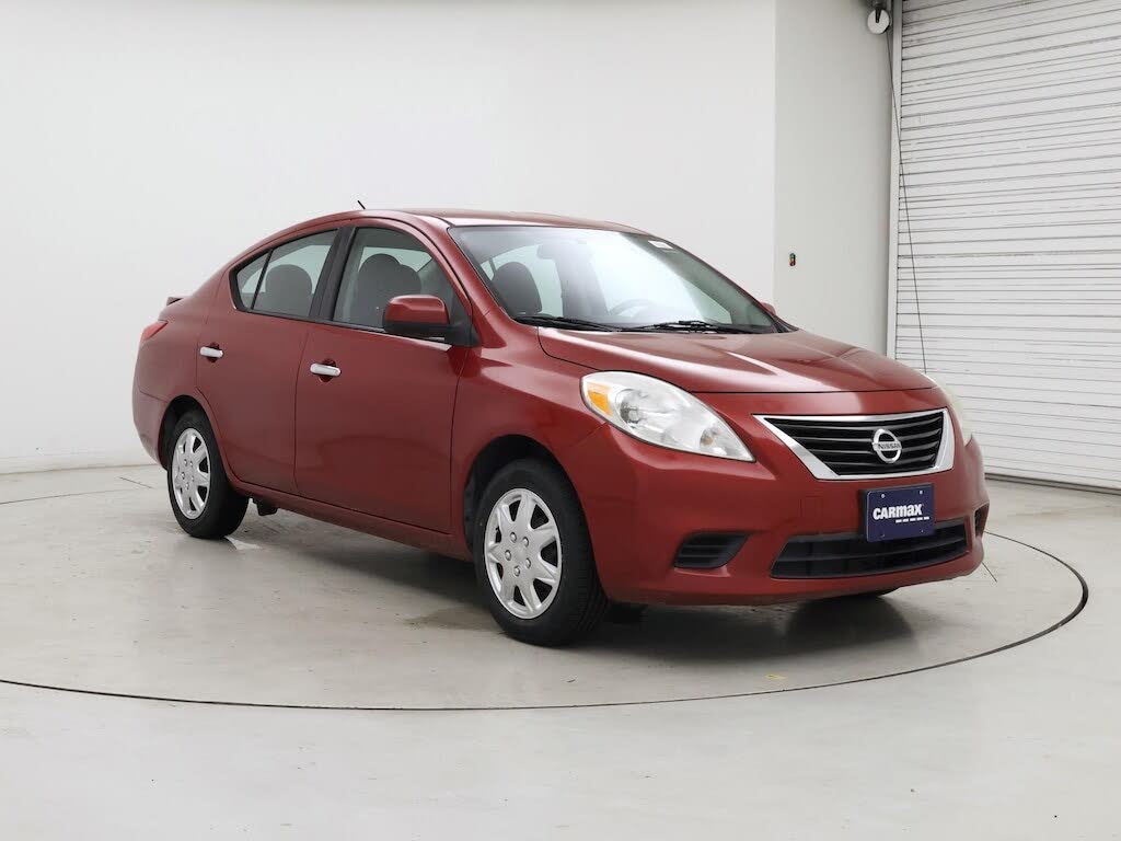 2014 Nissan Versa 1.6 SV