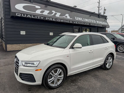 2016 Audi Q3 2.0T quattro Technik