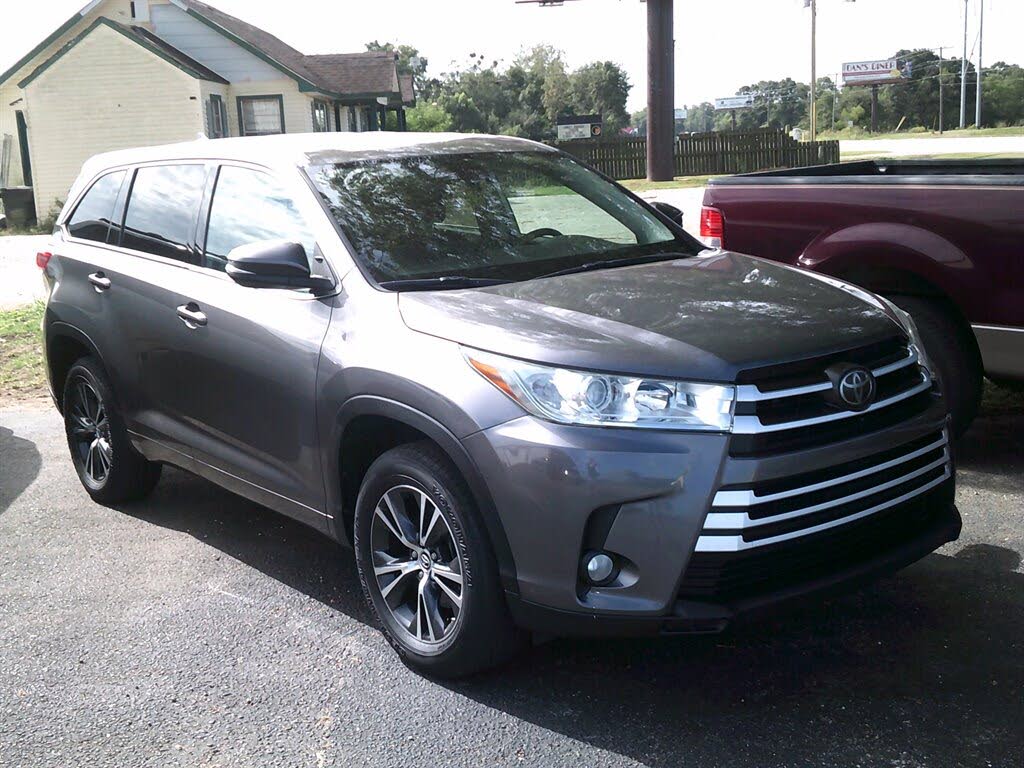 2018 Toyota Highlander LE