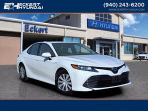Toyota Camry Hybrid LE FWD