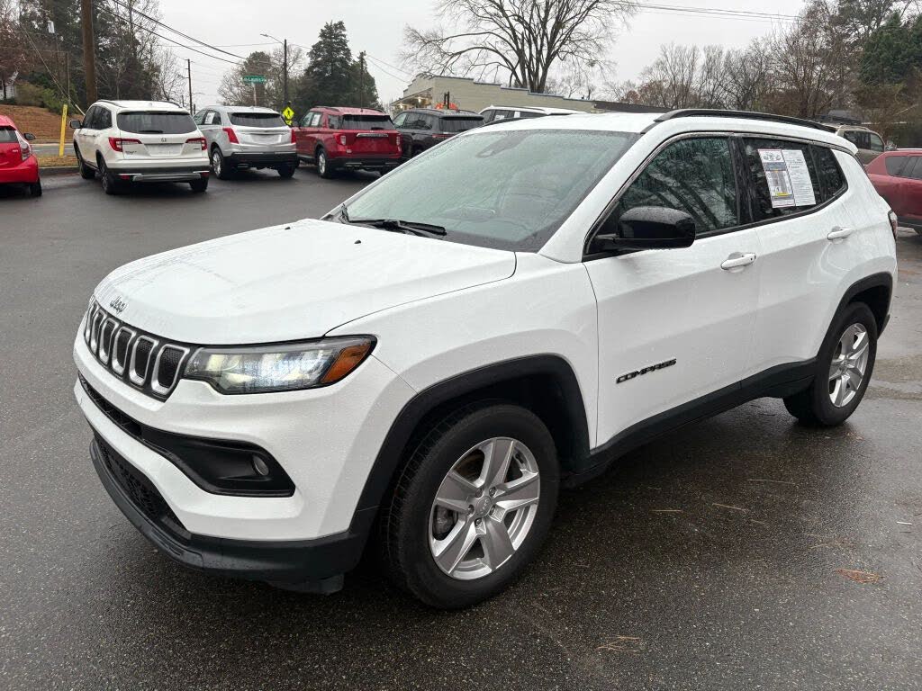 2022 Jeep Compass Latitude FWD