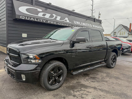 RAM 1500 Classic SLT Crew Cab 4WD 2022