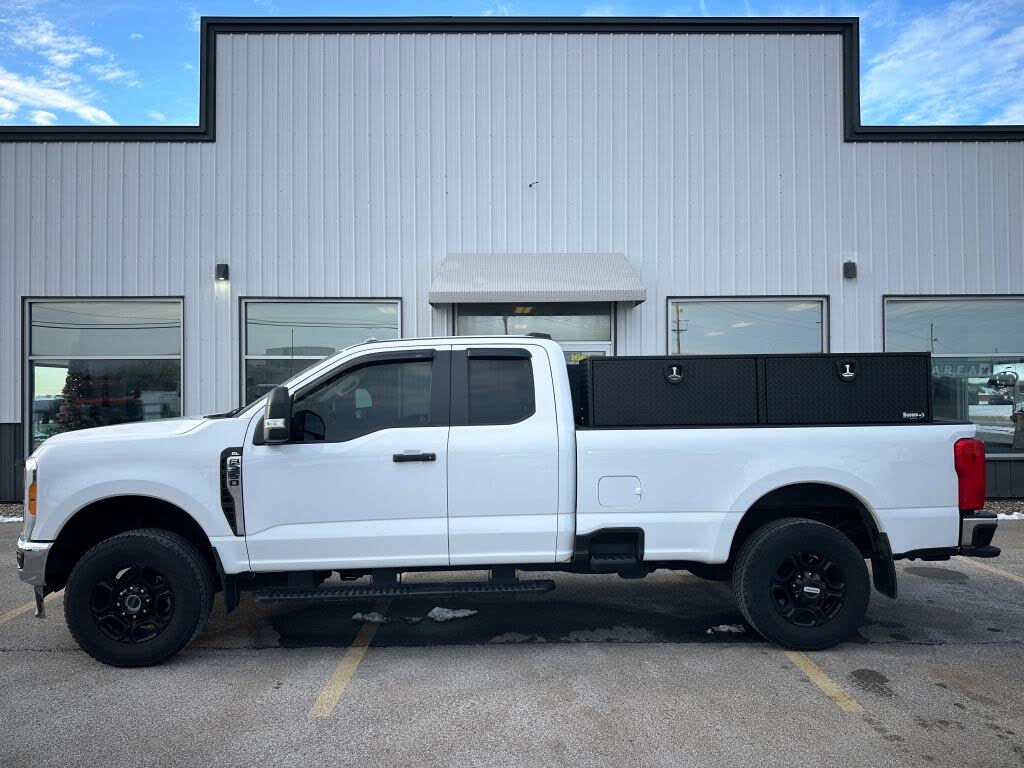 2023 Ford F-350 Super Duty XL SuperCab LB 4WD