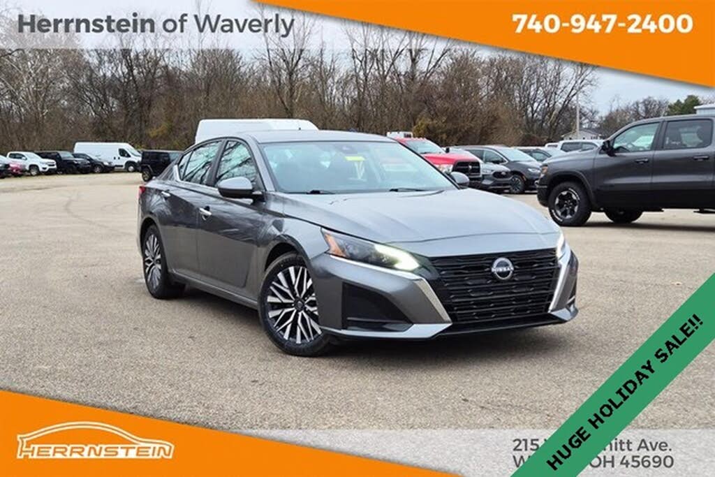 2023 Nissan Altima 2.5 SV FWD