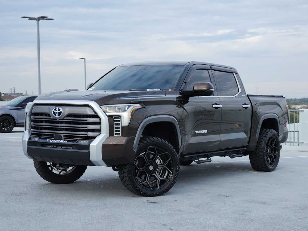 2023 Toyota Tundra Hybrid Limited HV CrewMax Cab 4WD