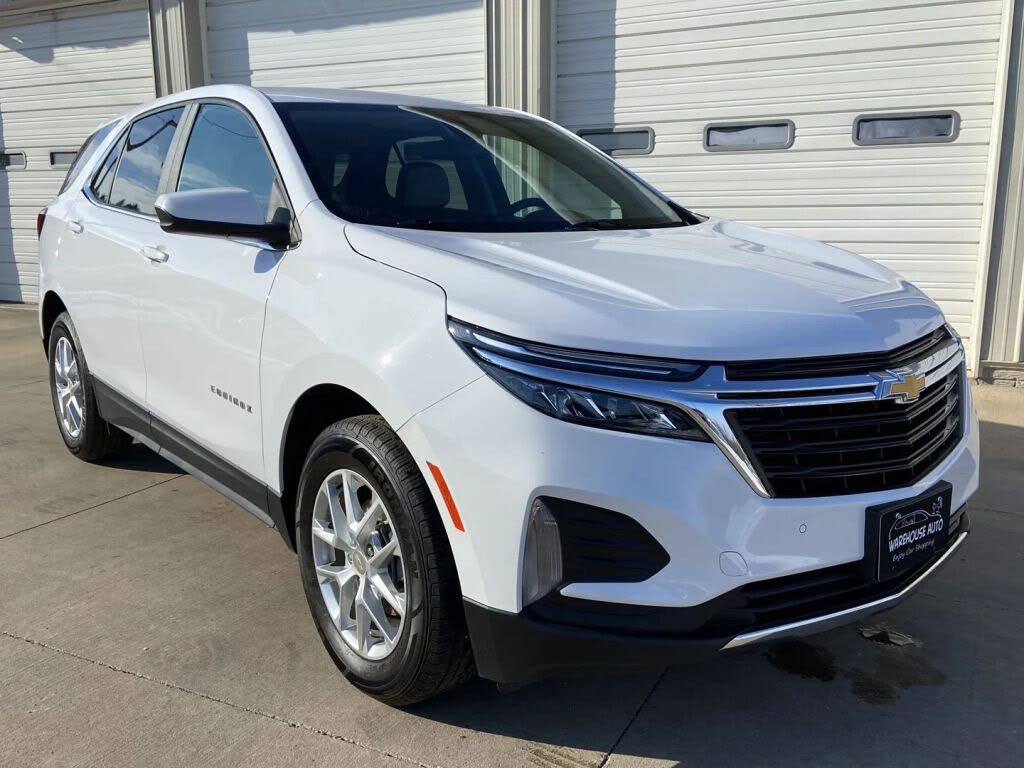 2024 Chevrolet Equinox LT AWD with 2FL