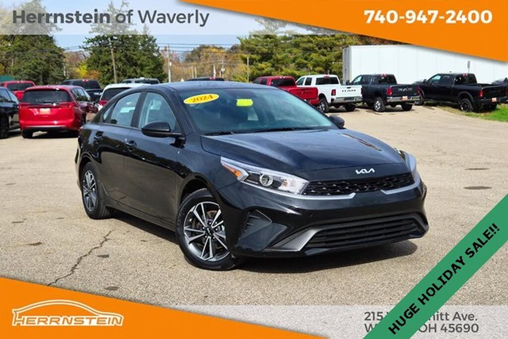 2024 Kia Forte LXS FWD