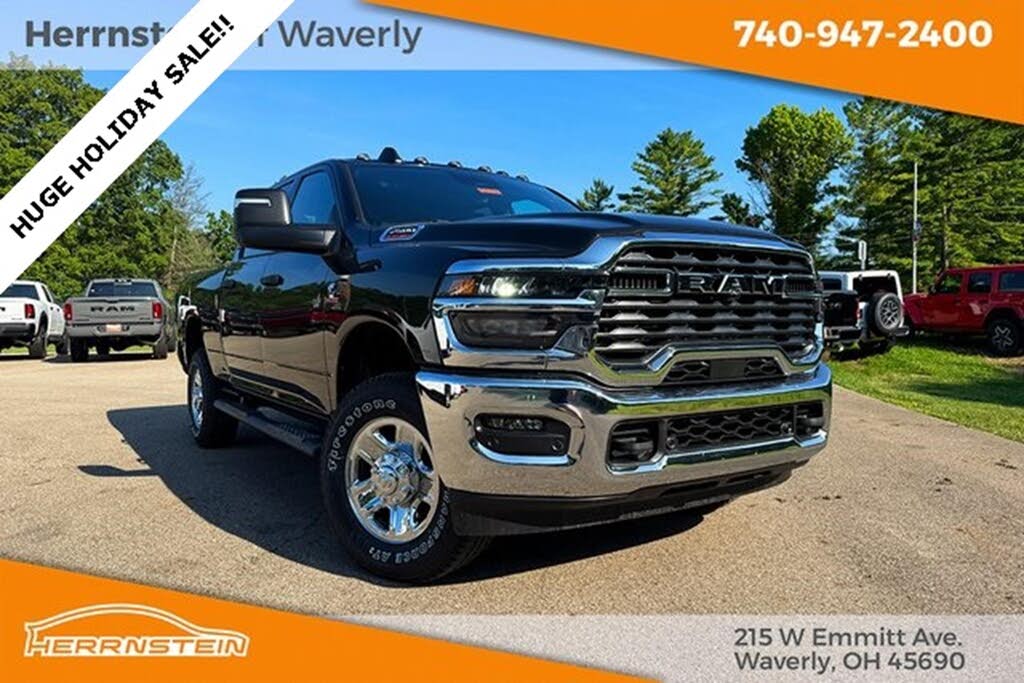 2025 RAM 2500 Tradesman Crew Cab 4WD