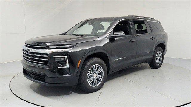 2026 Chevrolet Traverse LT FWD