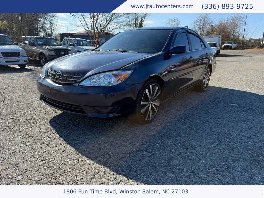 2005 Toyota Camry LE FWD