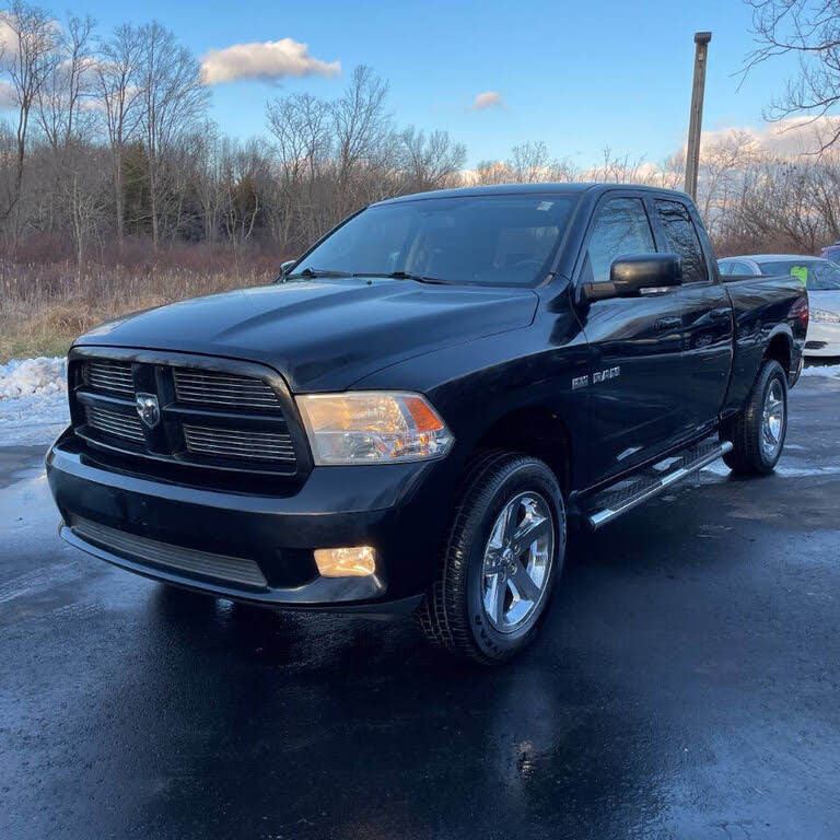 2010 Dodge RAM 1500 ST Quad Cab 4WD