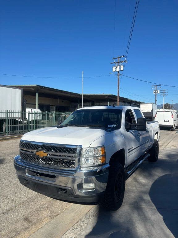 2013 Chevrolet Silverado 2500HD LT Crew Cab 4WD